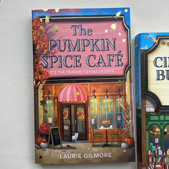 The Pumpkin Spice Café and The Cinnamon Bun Book Store Books - Picture 3 of 9